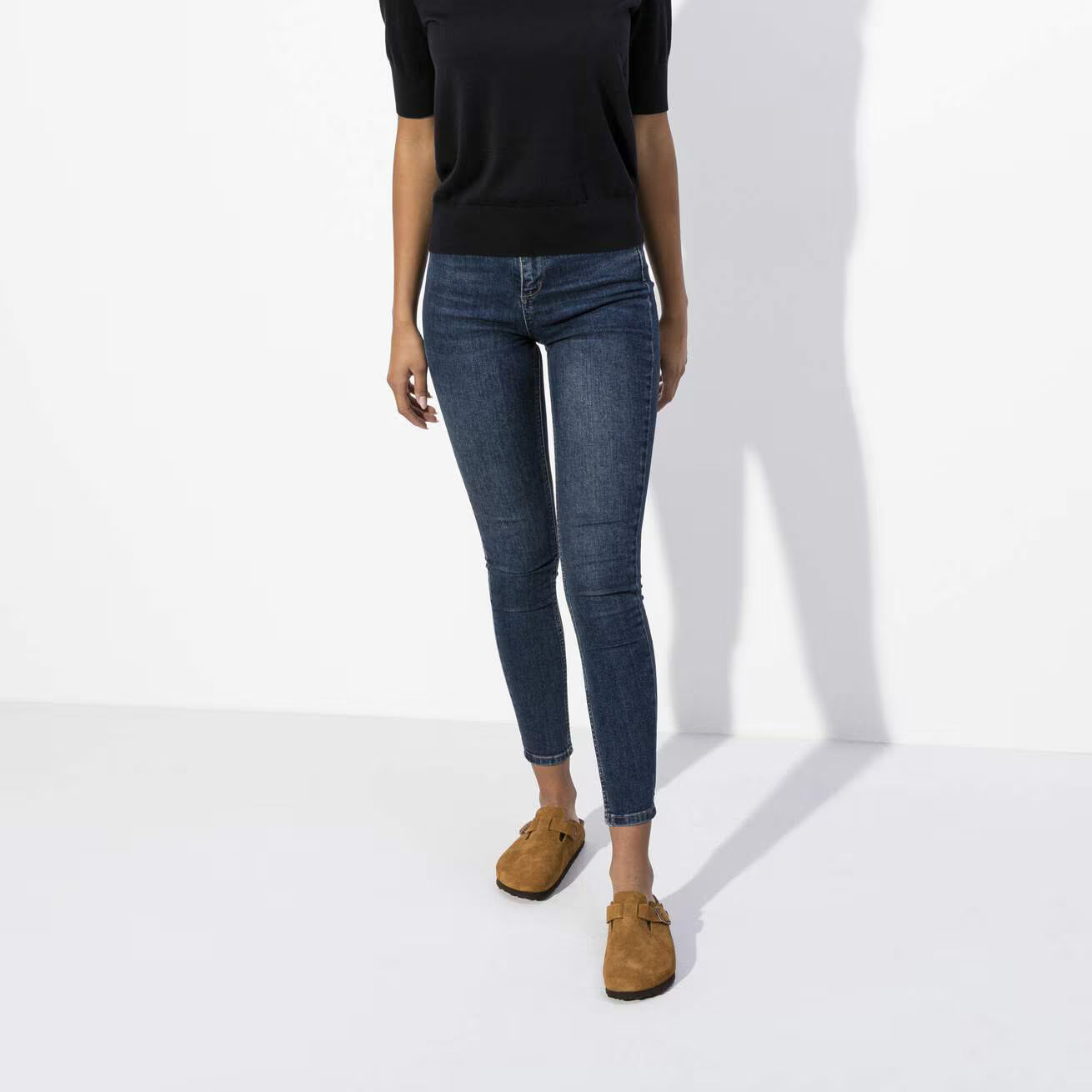 Sabot en cuir-Birkenstock semelle intérieure douce et-médicale-Marron caramel