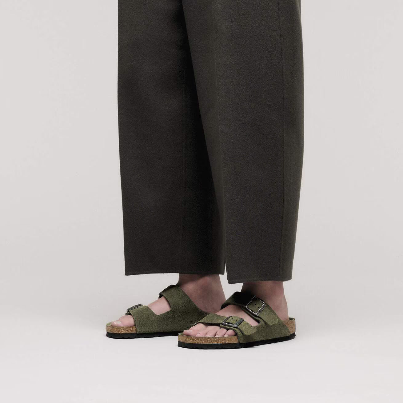 Sandale en cuir- Style Birkenstock - Vert